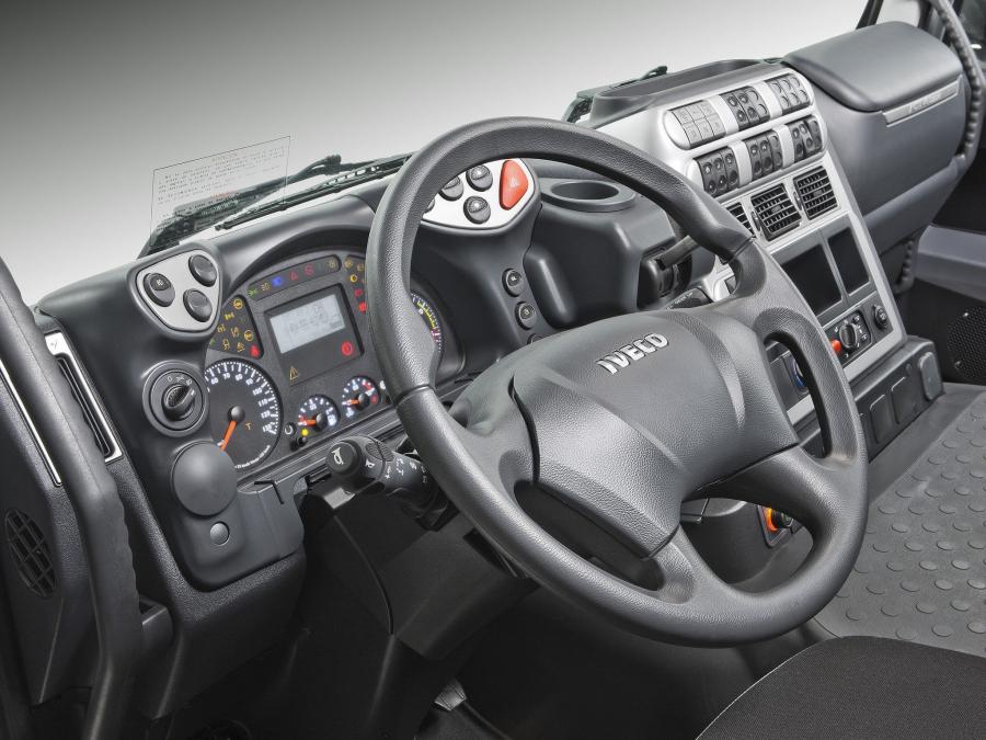  Iveco Stralis 360 4x2 AT 2012 года  (BR) (фото 5 из 6)